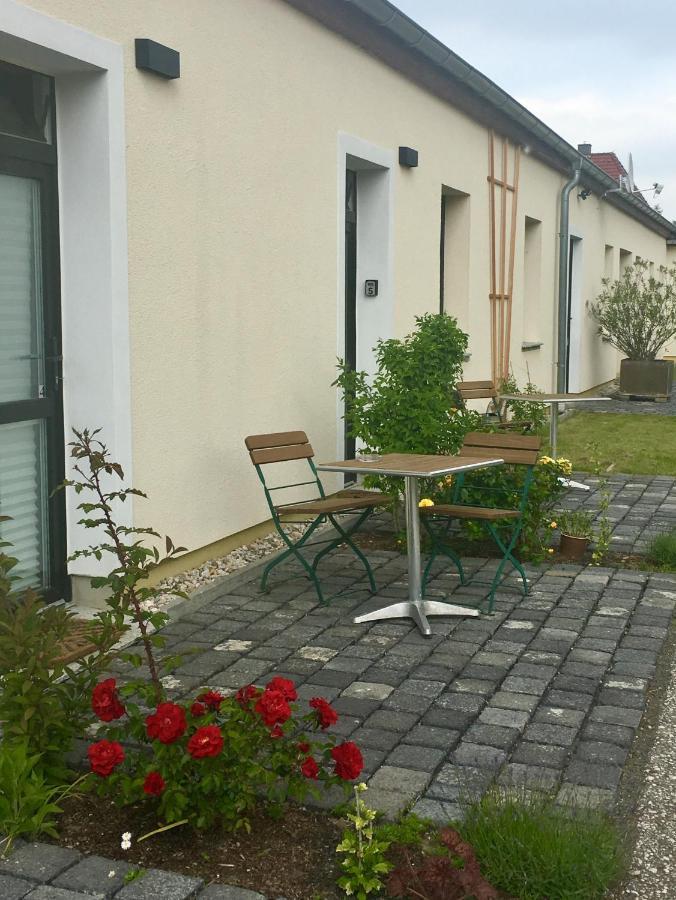 Die Senfbude - Stilvolle & Ruhige Apartments - Parkplatz Inklusive! Лейпциг Экстерьер фото
